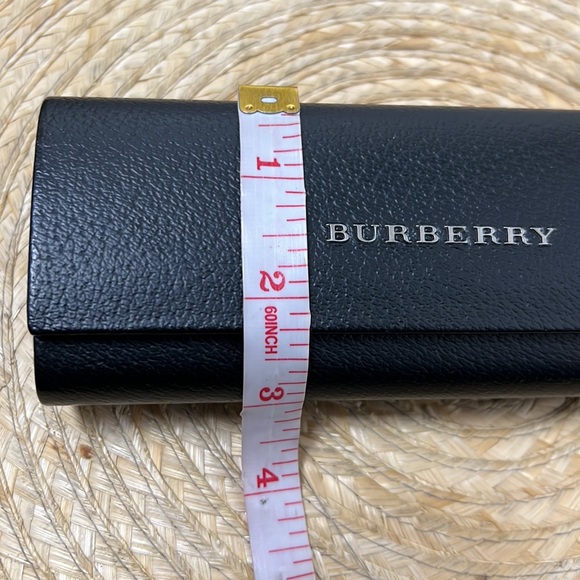 Burberry Spellout Hard Cover Signature Sunglasses Case - Picture 14 of 14
